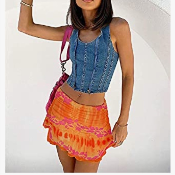 NWOT Hawaiian Print Skirt 💐 - Picture 2 of 7